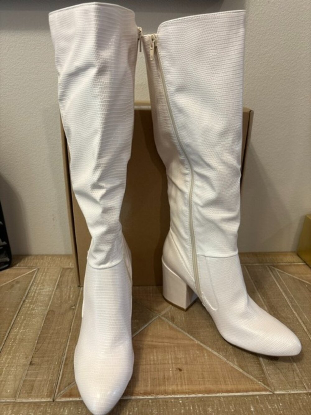 NEW Journee Tavia White Knee High Boots Women Size 9